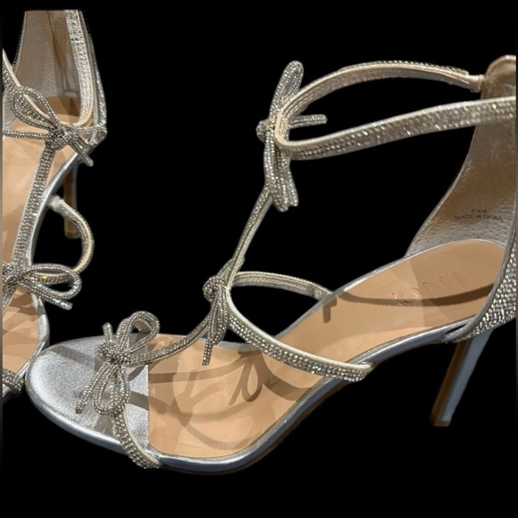 INC Nolino Elegant Bow Strapped Women's Heels - Picture 3 of 4